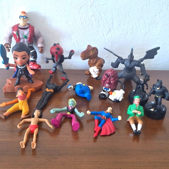 Lof Of 15 Action Figures Toys - Picture 4 of 7